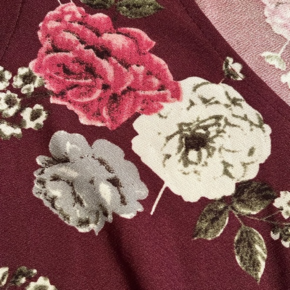 Floral blouse - Picture 4 of 6